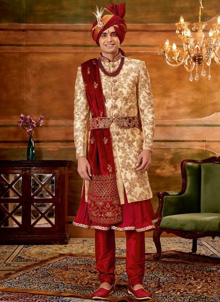 Gold Heavy Wedding Wear Wholesale Sherwani Catalog 1005