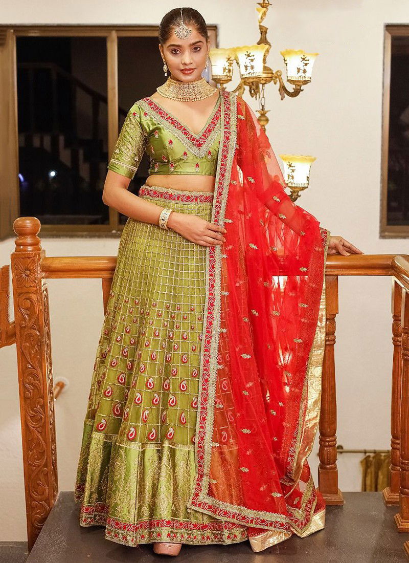 Green And Red Colour Flairy Beats Vol 3 Wedding Wear Wholesale Designer Lehenga Choli Catalog 1016