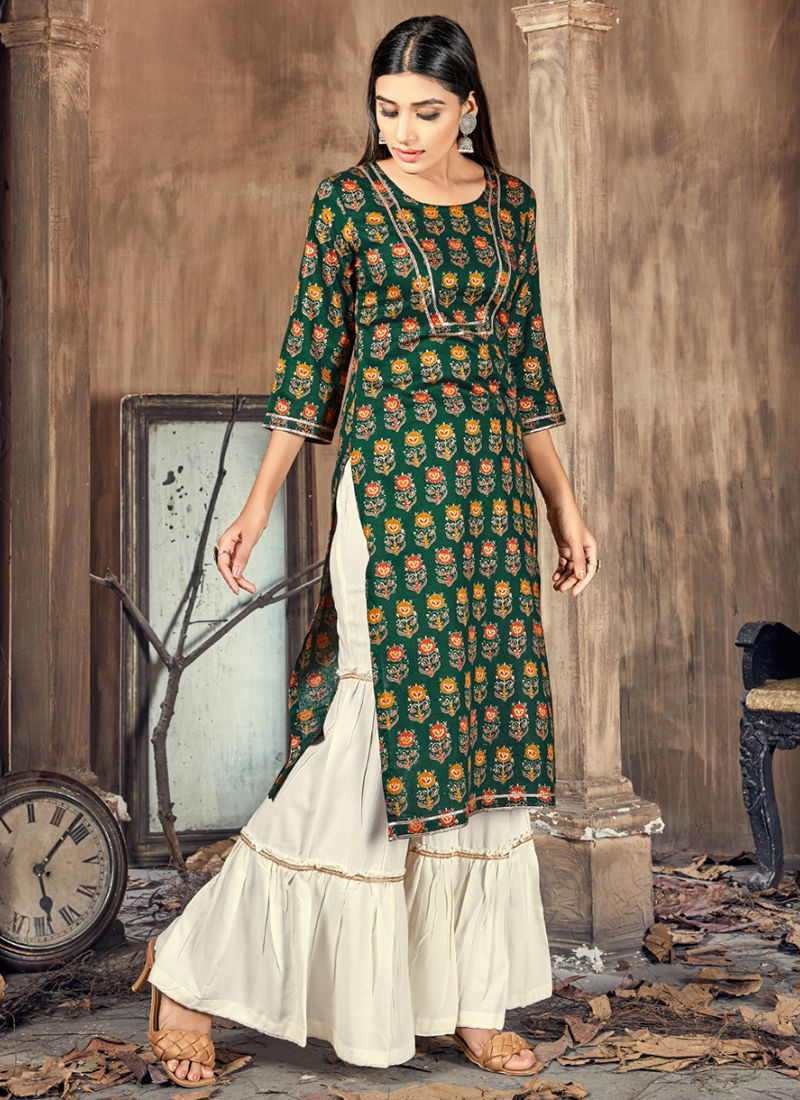 Green Colour Ladli Fancy Wear Wholesale Kurti With Bottom 1472