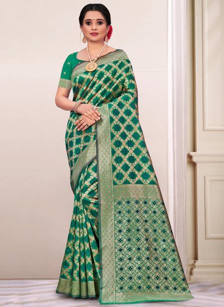 Green Colour Panihari Silk Wedding Wear Wholesale Silk Sarees 3815