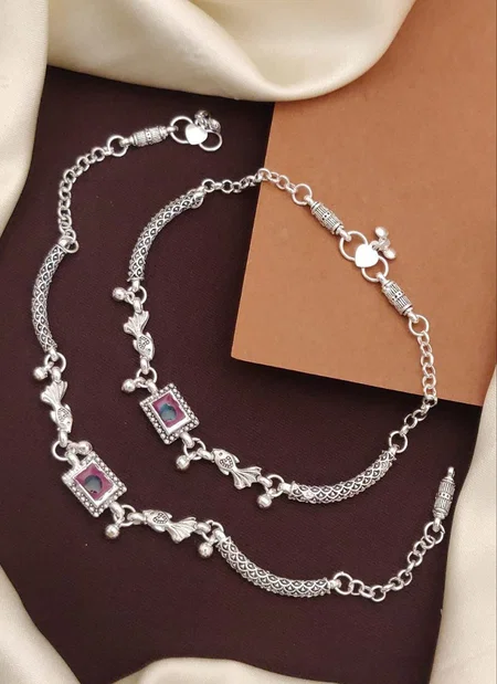 Fancy Silver Wholesale Payal in India