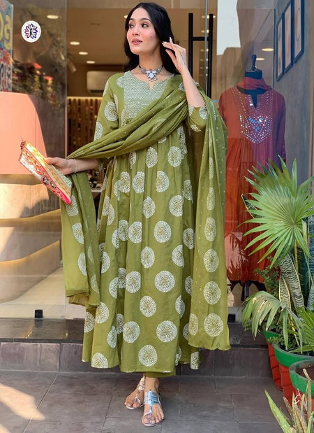 KF 4058 Kalaai Rayon Wholesale Kurti With Bottom Dupatta Suppliers In Mumbai