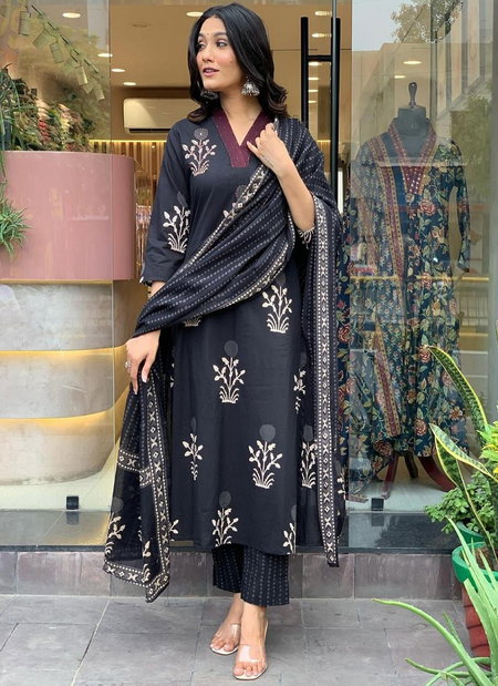 KF Black Kalaai Hand Block Printed Kurti With Bottom Dupatta Wholesale Online