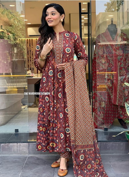 MT Cotton Printed Kurti With Bottom Dupatta Wholesale Market In Surat

