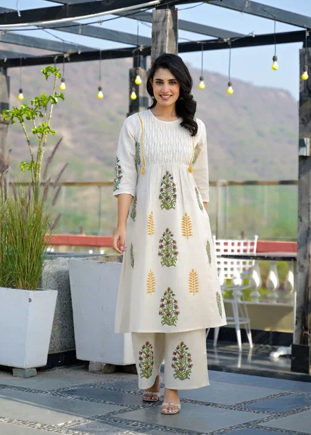 Naisha K 723 Cotton Flex Daily Wear Wholesale Kurti With Bottom In India
