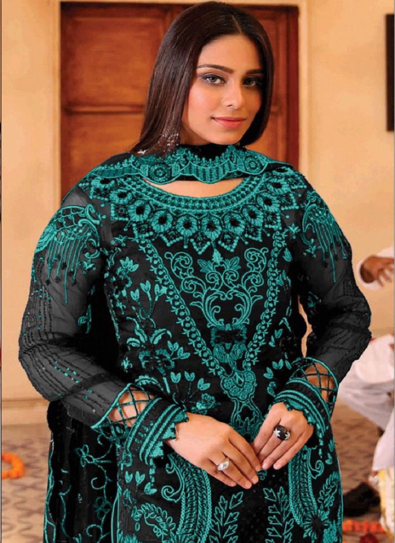 SF PK 819 Safa Georgette Embroidery Pakistani Suits Wholesale Shop in Surat Catalog