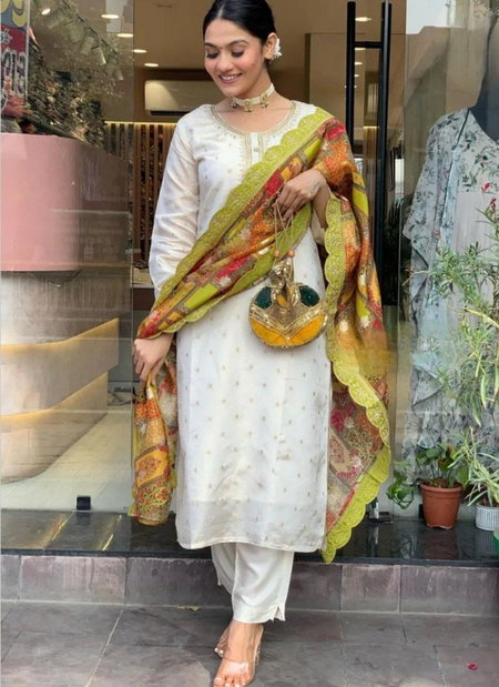 SI 124 Viscose Embroidery Designer Kurti With Bottom Dupatta Wholesalers In Delhi