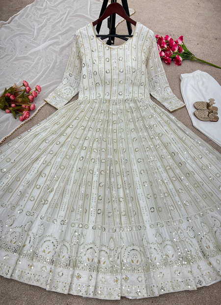 Sr 1597 Faux Georgette Embroidery Designer Readymade Suits Wholesalers In Delhi