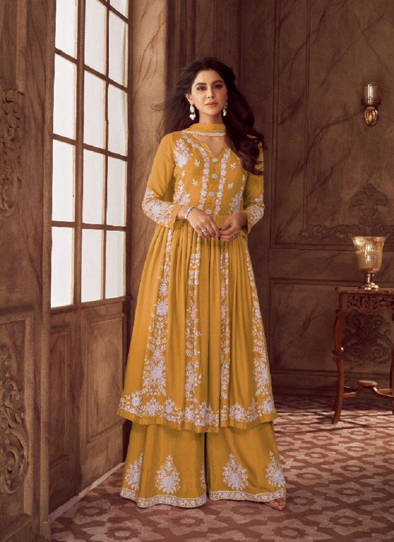 Vamika Lakhnavi 4 Heavy Weadding Wear Wholesale Readymade Salwar Suits ...