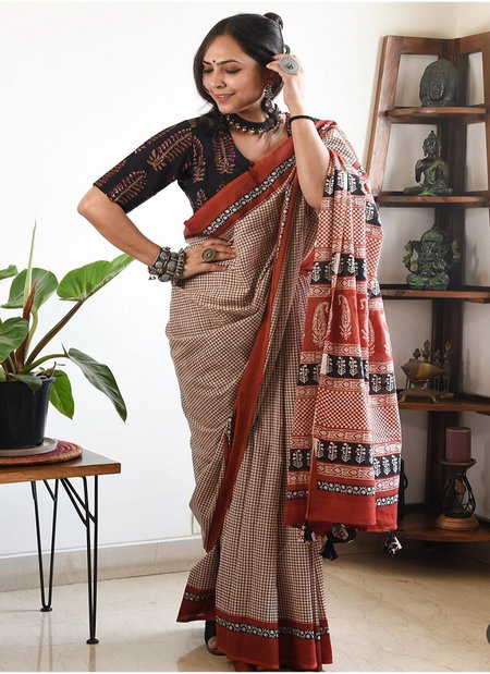VK 4223 Summer Special Mono Cotton Printed Daily Wear Sarees Wholesale Online