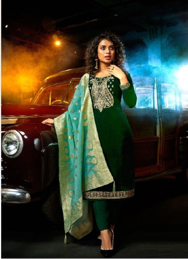 Zeenat Pure 9000 Velvet Heavy Designer Festive Wear Salwar Kameez Collection