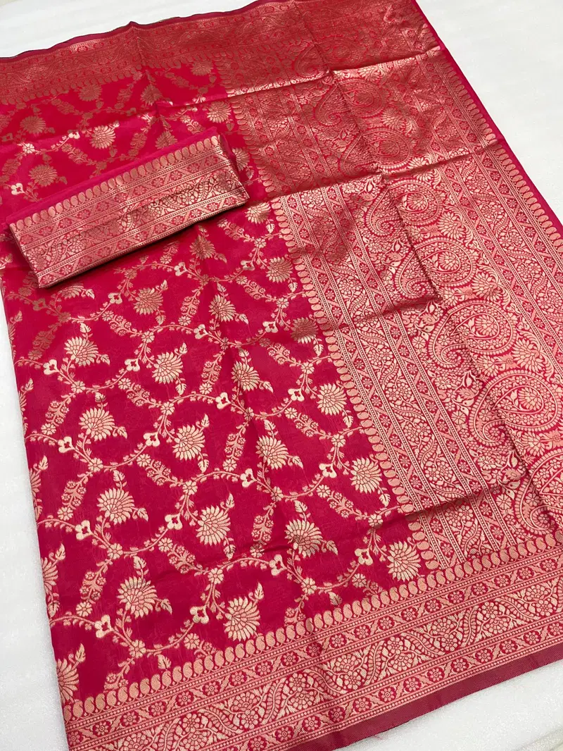 KT 126 Designer Wedding Wear Banarasi Soft Silk Saree Suppliers In India