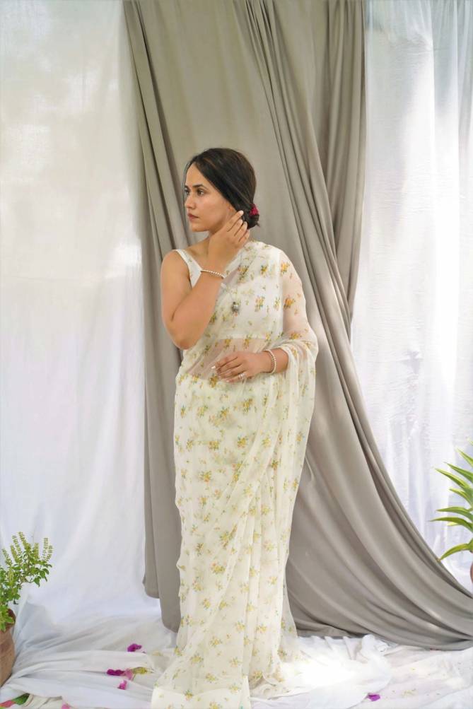 MG 335 Printed Daily Wear Georgette Sarees Catalog