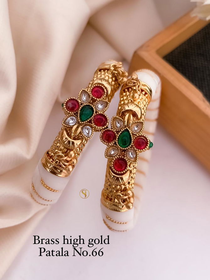 Antique Regular Wear Bangles Wholesalers In Delhi