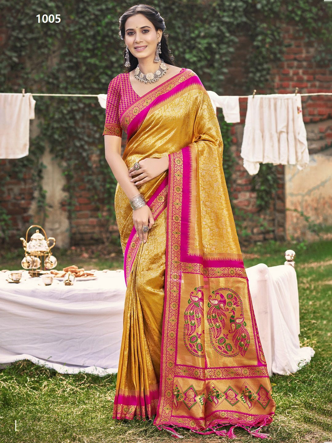 Jardoshi Silk By Bunawat Banarasi Silk Wedding Wear Saree Wholesale Price