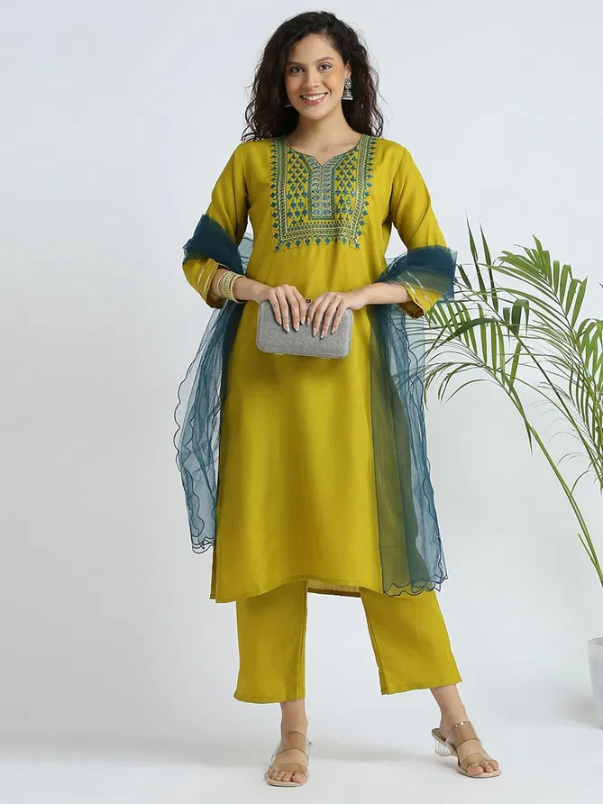 VT Designer Slub Cotton Embroidery Kurti With Bottom Dupatta Suppliers In India