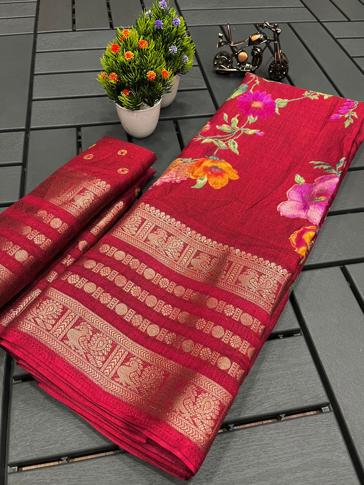 Wow Dola Silk Flower Printed Non Catalog Sarees