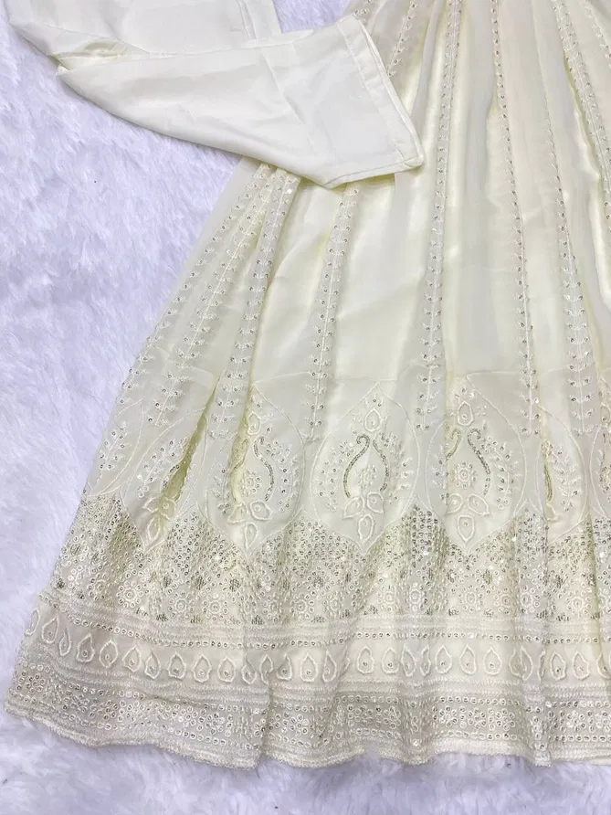 DC G43 Cream Anarkali Gown With Dupatta Suppliers In India