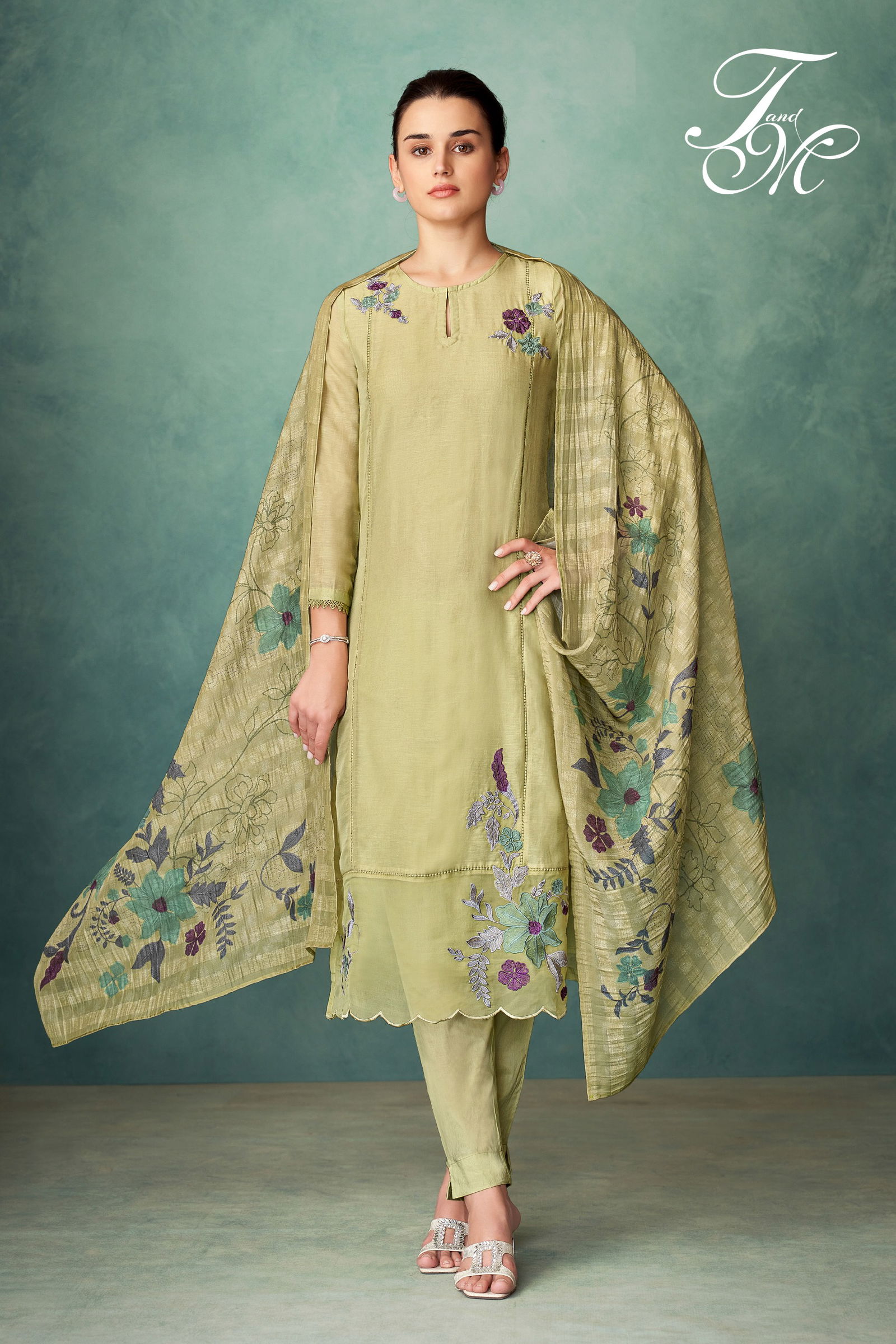 Satakshi By T&M Pure Linen Embroidery Dress Material Suppliers In India