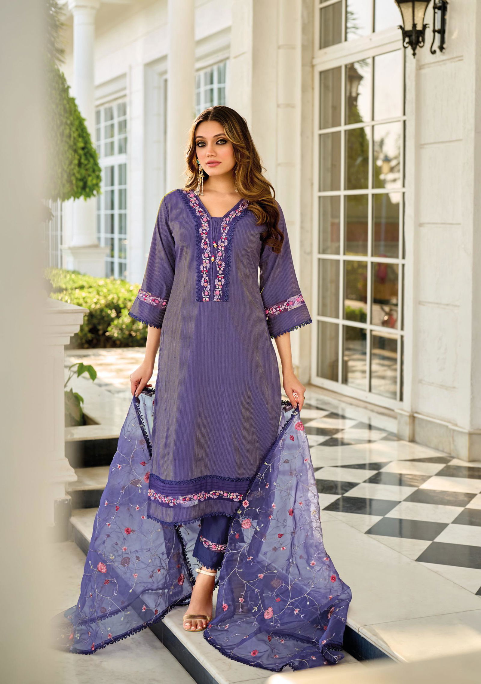 Aarfa By Lady Leela Viscose Kurti With Bottom Dupatta Wholesalers In Delhi