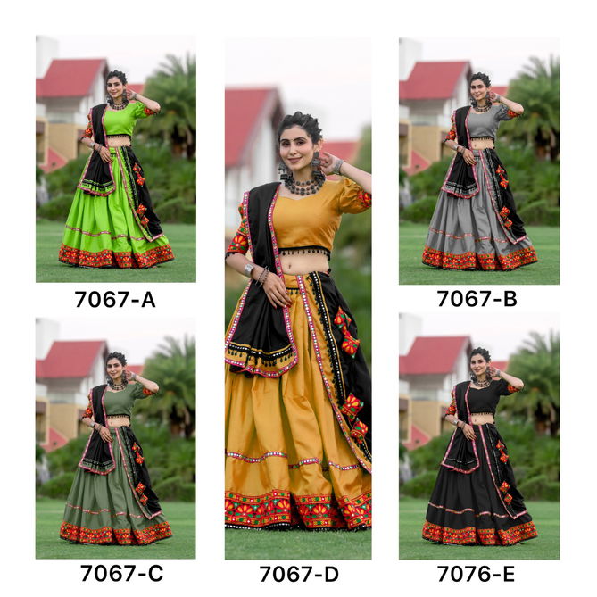 Aawiya 7067 Colour Pure Cotton Navratri Lehenga Choli Orders In India