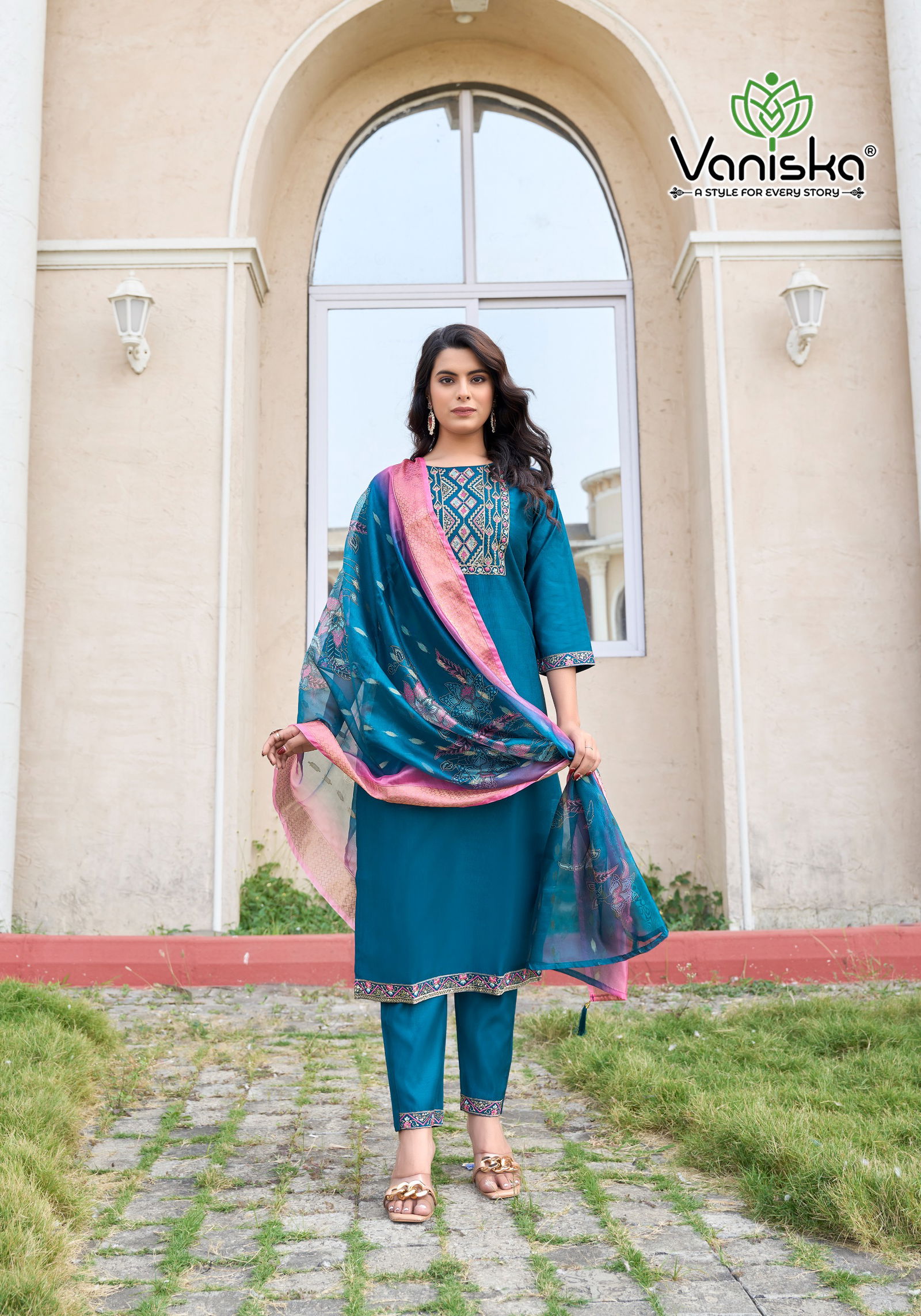 Maharani Vol 1 By Vaniska Kurti With Bottom Dupatta Exporters In India