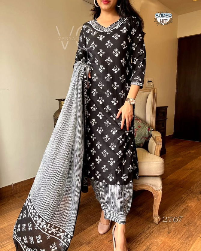 Kalaai Cotton Printed Wholesale Kurti With Bottom Dupatta Manufacturers
