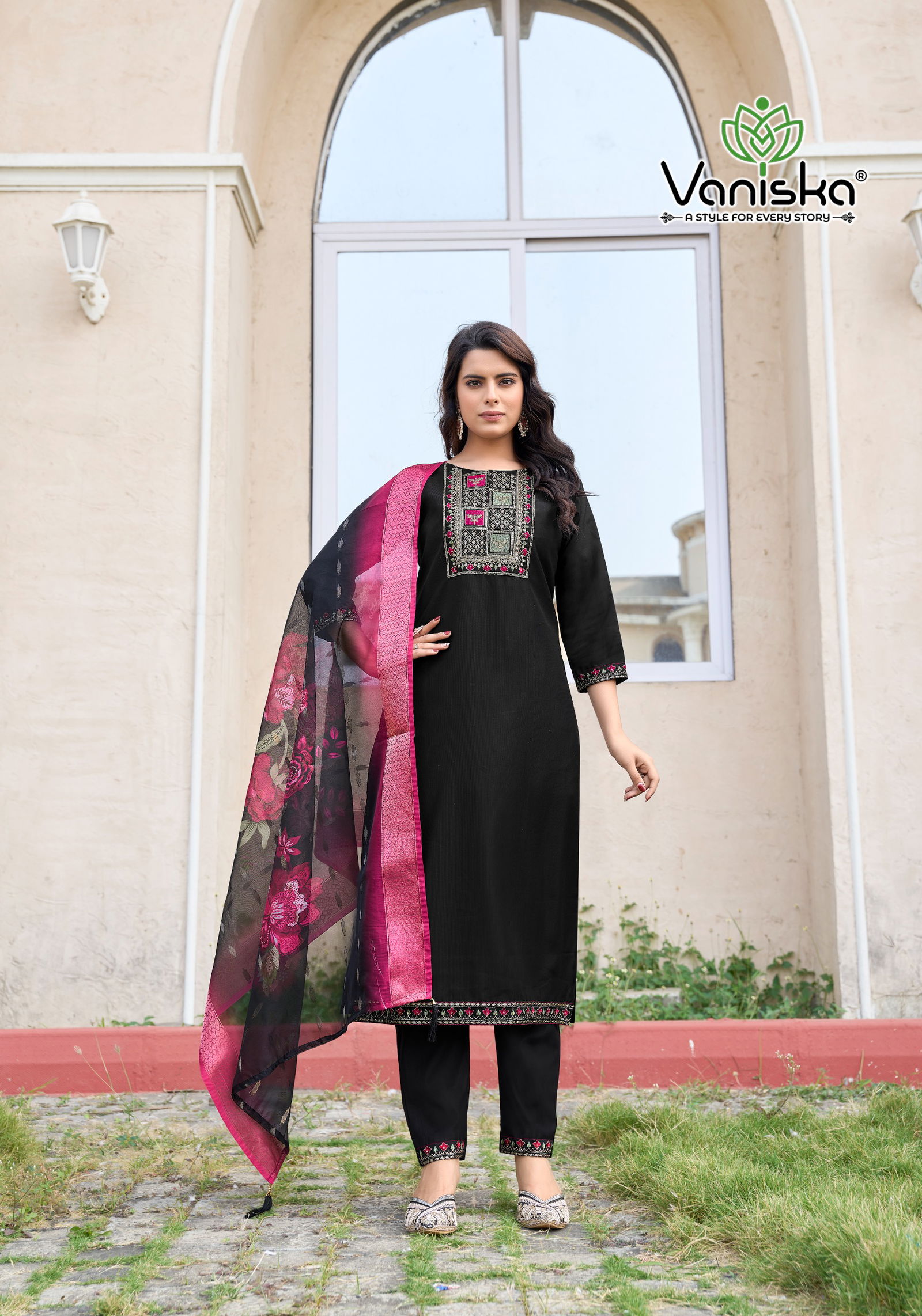 Maharani Vol 1 By Vaniska Kurti With Bottom Dupatta Exporters In India