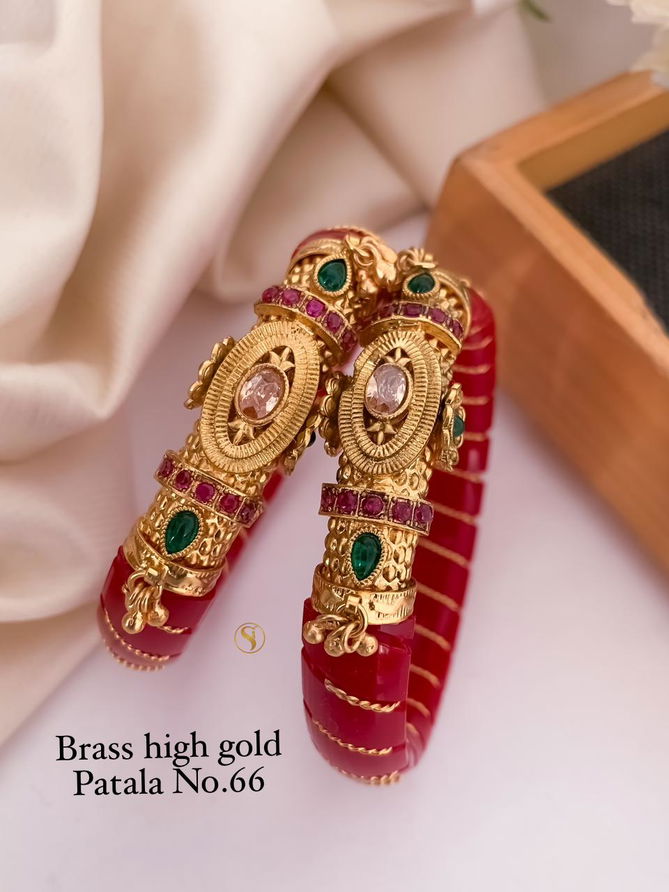 Antique Regular Wear Bangles Wholesalers In Delhi