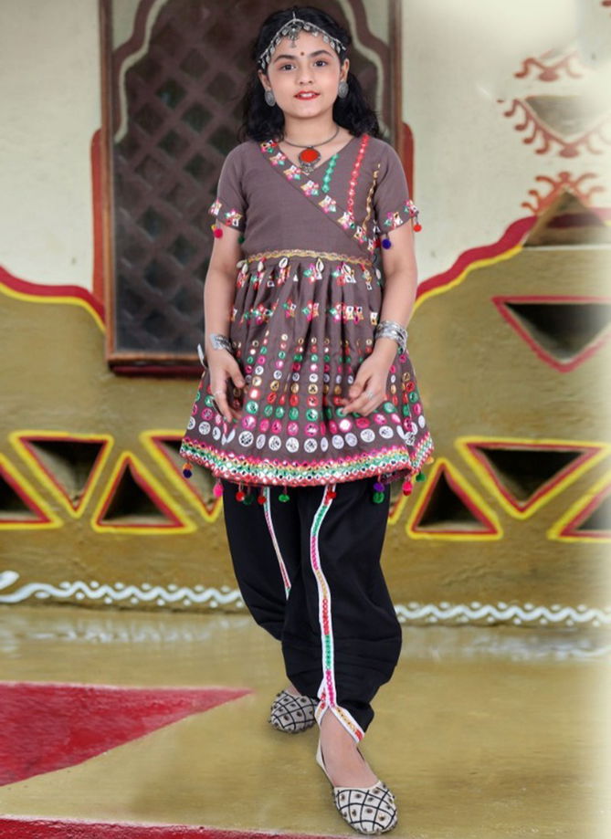 Brown Colour Thangat Festive Wear Kediya And Dhoti Wholesale Kids Catalog Thangat 6