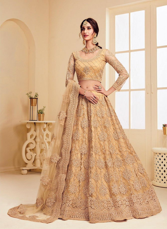 The White Bride By Alizeh Desginer Wedding Lehenga Choli Wholesale Shop In Surat