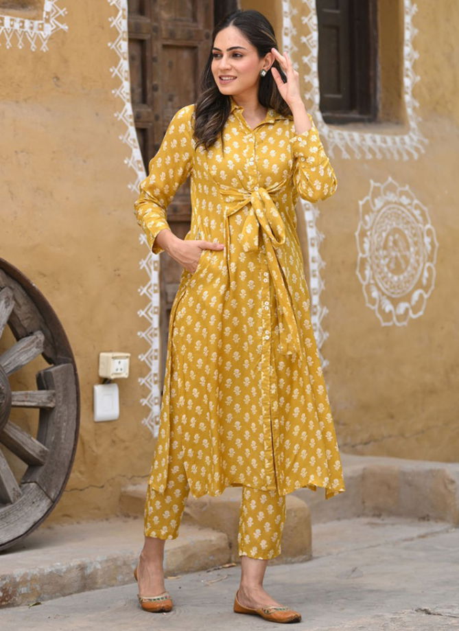 Yellow Colour Aayaa Vol 7 Printed Wholesale Kurti With Bottom 7002