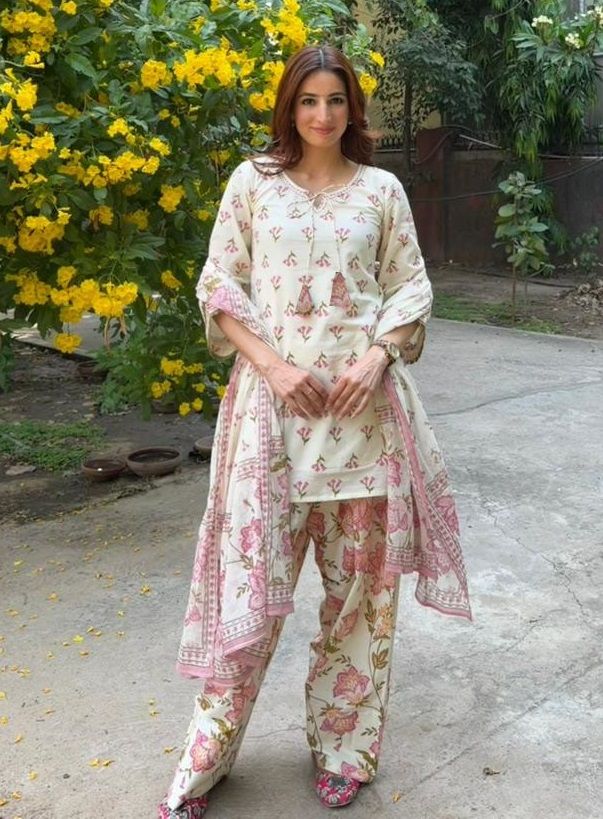 Dhruvi 545 Viscose Printed Farsi Salwar Suit