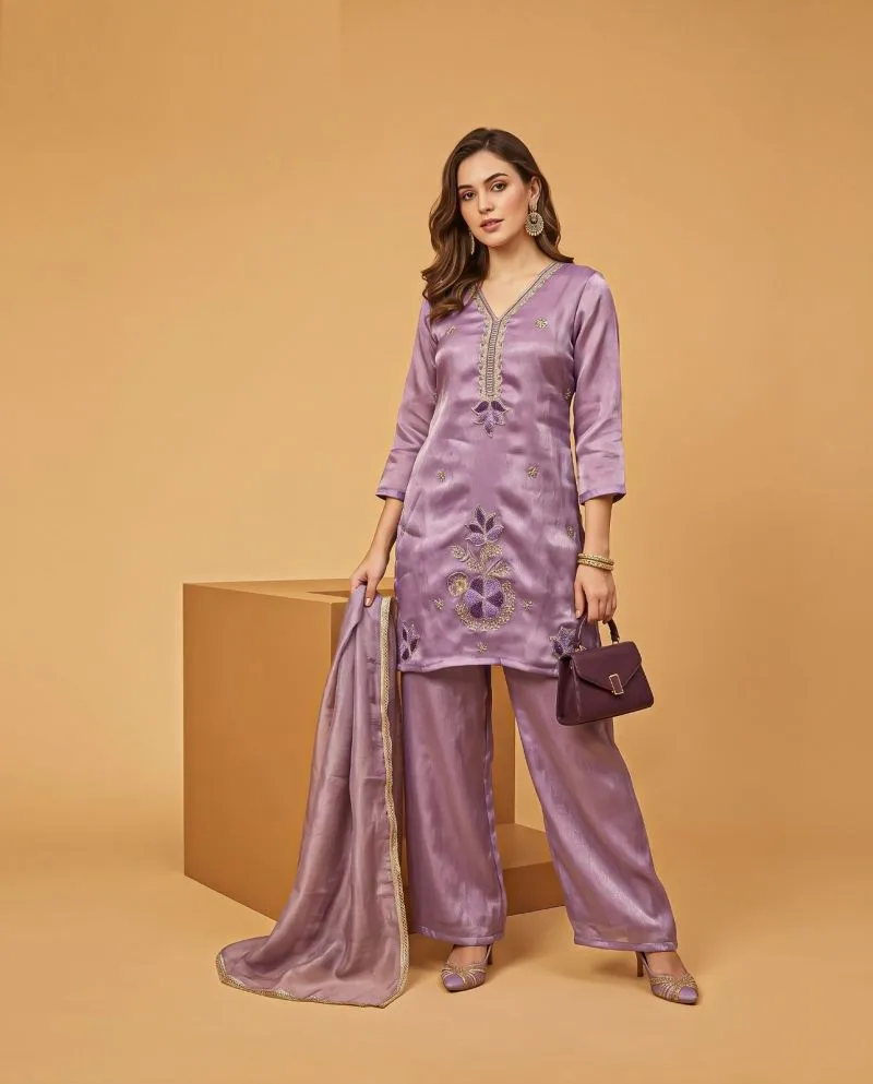 K 1325 By Naisha Kurti With Bottom Dupatta