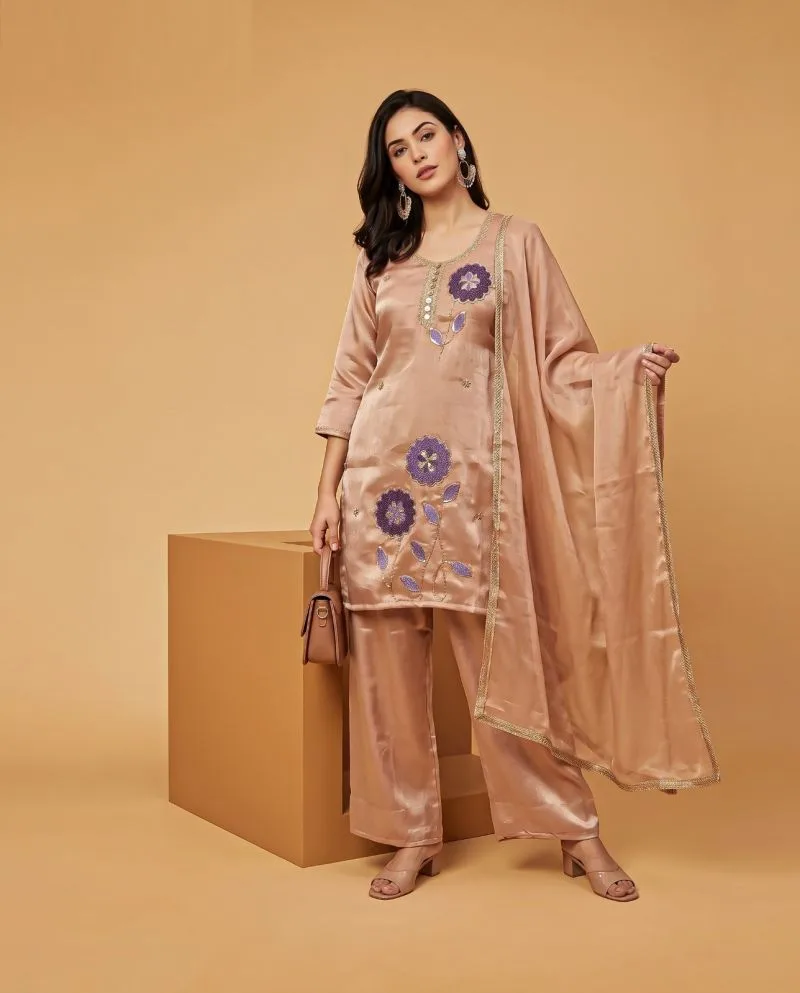 K 1325 By Naisha Kurti With Bottom Dupatta