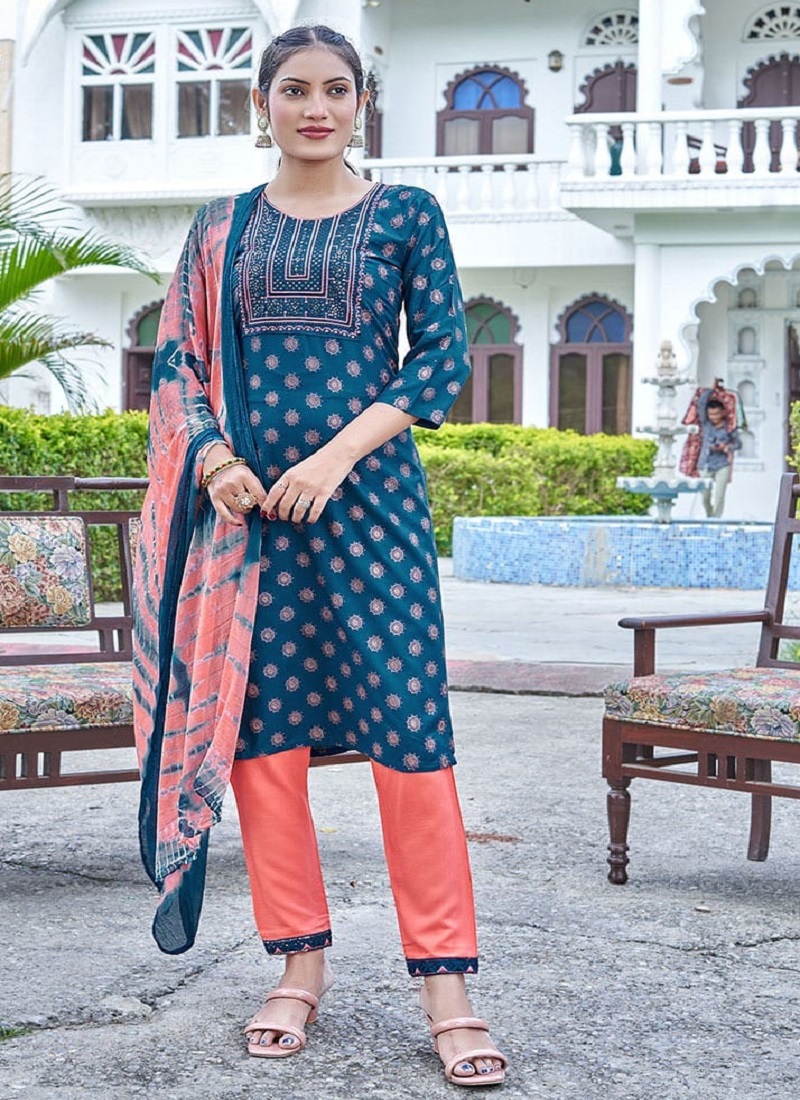 Heavy embroidery Work kurti with pant and dupatta -In very fine qualit –  Joshindia