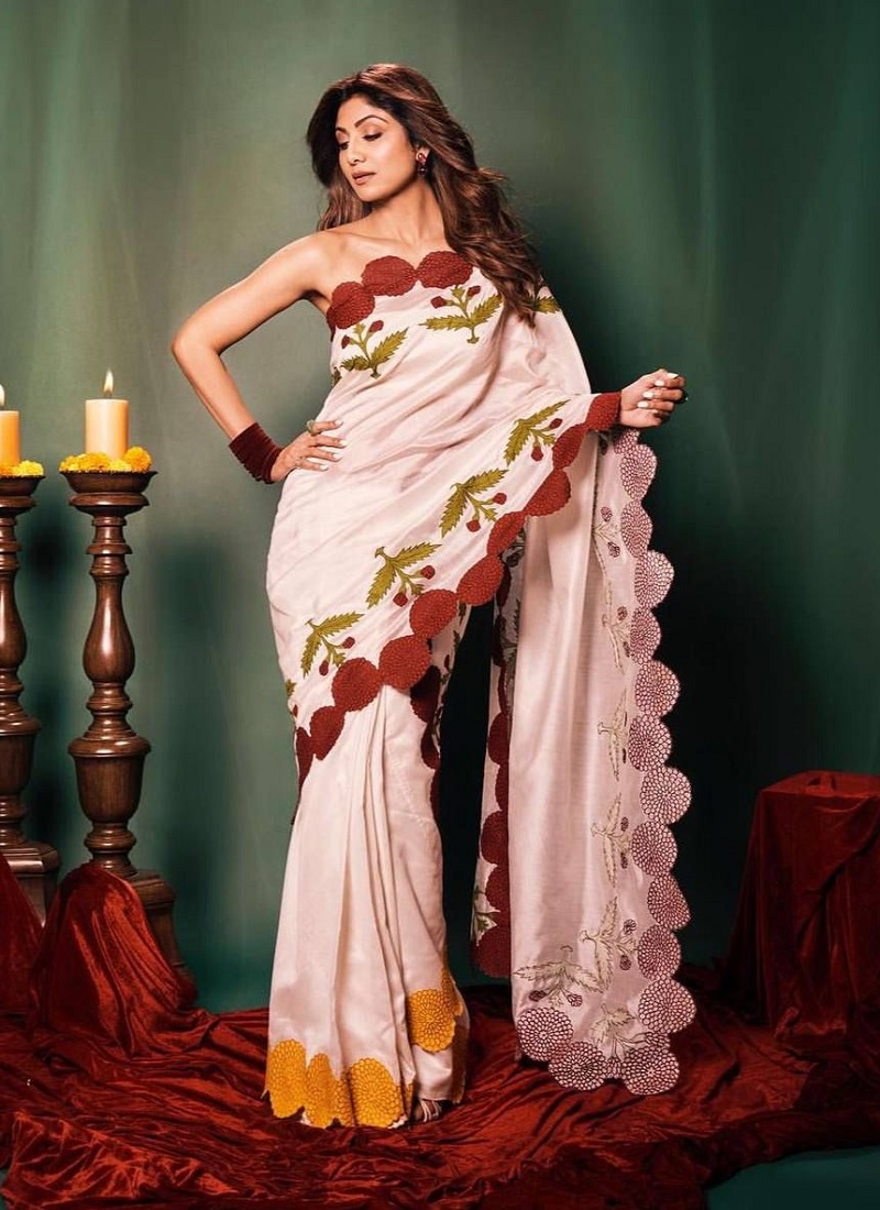 Pin by Joshindia.com | Indian Wedding on Shilpa Shetty Saree | Saree  designs, Latest designer sarees, Fashion